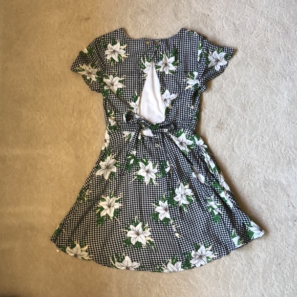 Picnic black and white gingham floral print dress - Picture 2 of 2